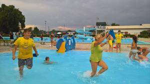WP_20190727_16_55_04_Rich